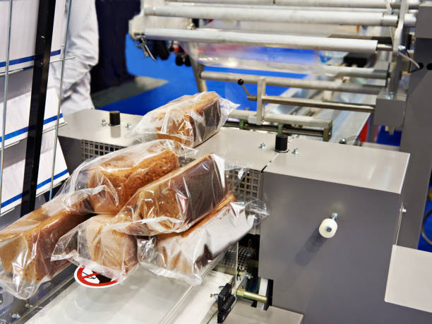 Packing of bread at the factory